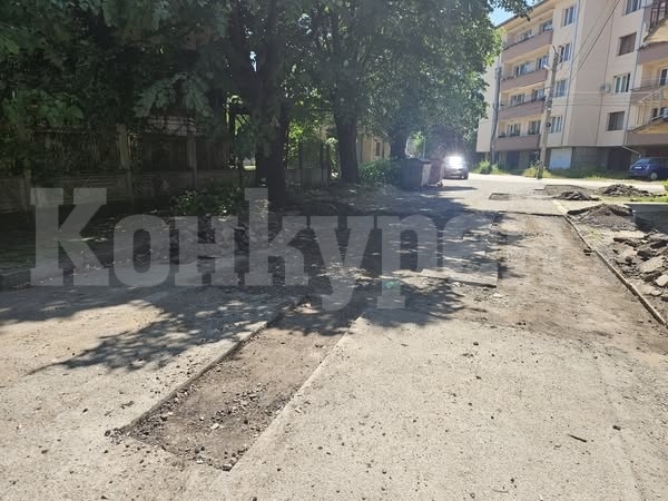Кърпят улици в Берковица