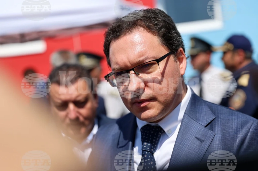 Ще бъде обособен сектор за инструктури, които да провеждат инструктажи и обучения на полицаи по места, каза министър Даниел Митов в Симитли