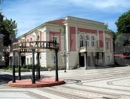Държавен куклен театър – Видин с премиера на „Ламята от улица Войтешка“