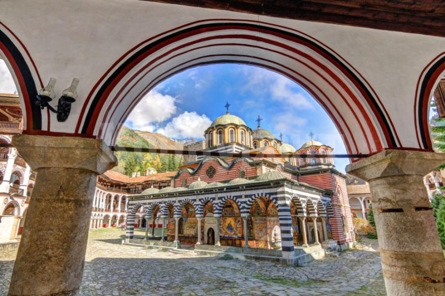 10 прохладни бягства от летните жеги: Места в България, където да се разхладите