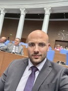 Окончателно: Народното събрание забрани еднократните вейпове