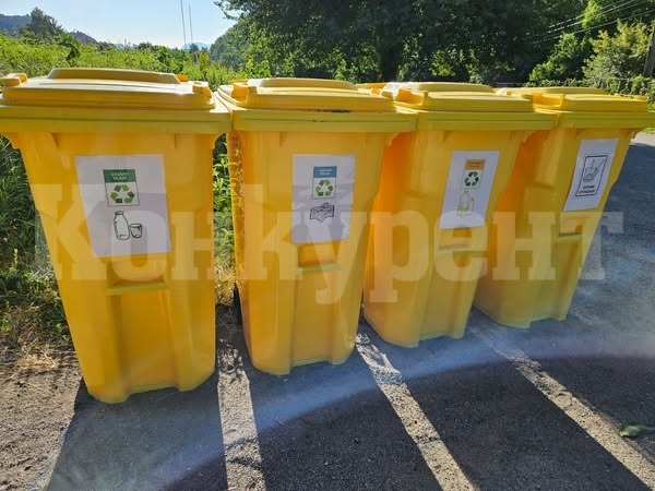 В Берковица има нови контейнери за смет
