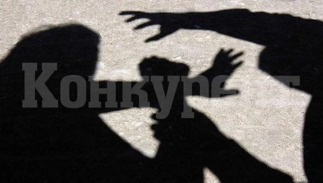 След скандал и бой апаш издърпал от врата на опонента си 40-грамов ланец