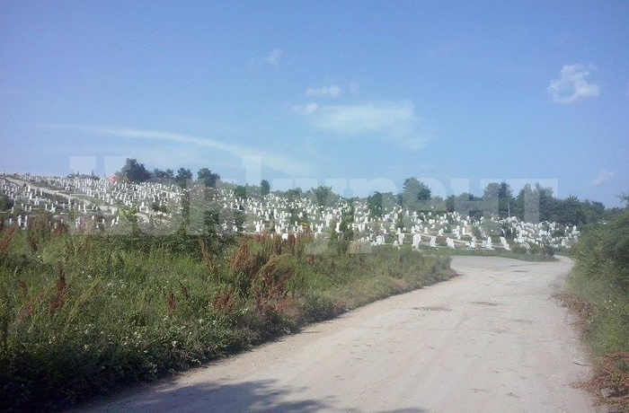 Разширяват гробищния парк в Монтана