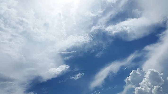 Предстои нахлуване на студен атмосферен фронт 