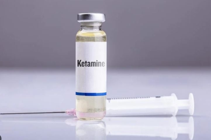 Провериха криминално проявени, откриха кетамин