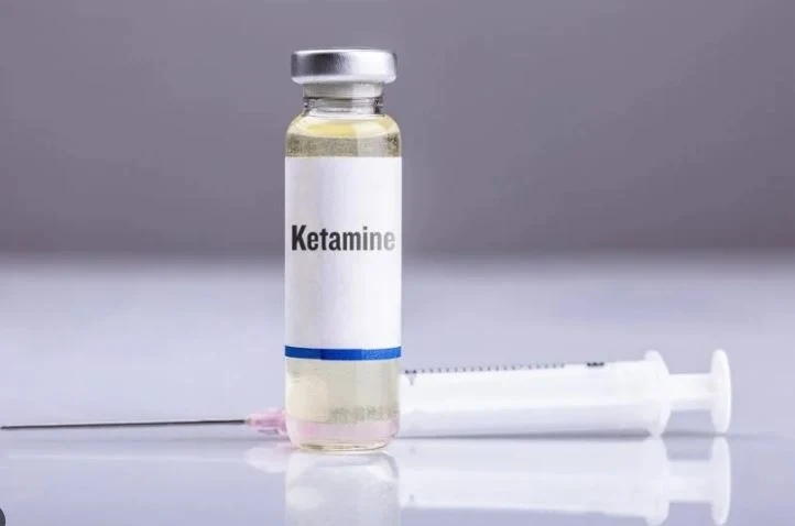 Провериха криминално проявени, откриха кетамин