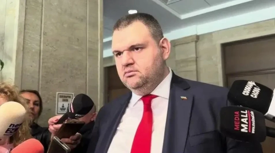 Пеевски: Г-н Борисов да си нареди на премиера да приключи темата с водата!