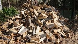 Незаконни дърва откриха при проверка в имота
