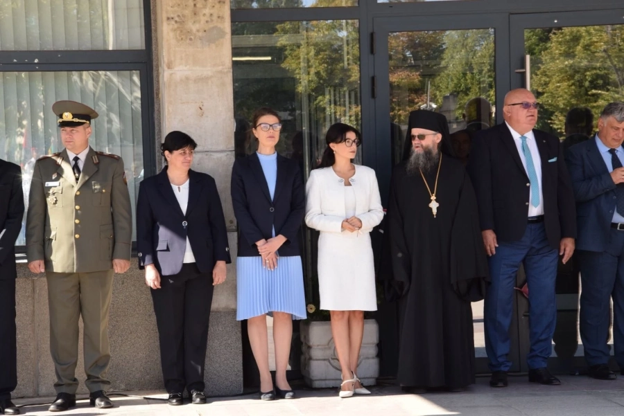 Ани Арутюнян: „117 години независима България – да пребъде за децата ни силна, свободна и цяла!“