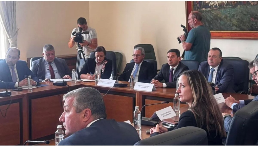 ДПС-Ново начало на заседанието на Борда по водите: Да покажем на хората, че няма нищо да отлагаме и ще действаме максимално оперативно с цел разрешаване на техните проблеми