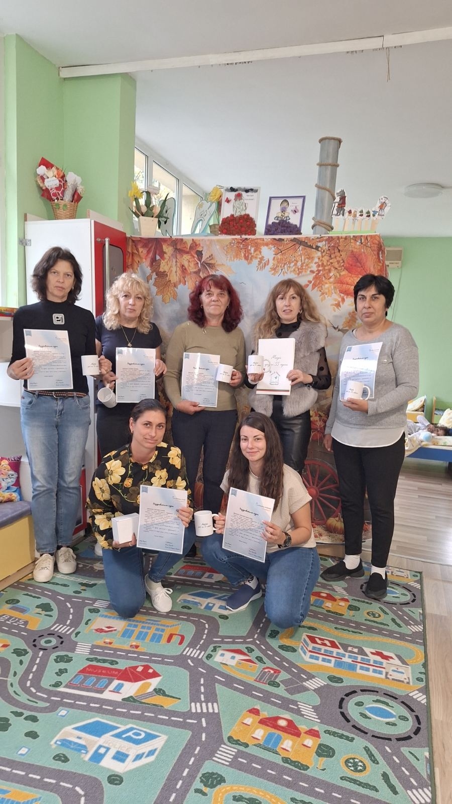 Валя Берчева поздрави педагогическата общност по повод  Международния ден на учителя