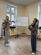 Музиката обединява талантливи ученици и музиканти от Симфониета - Враца