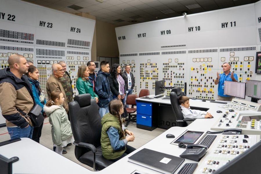  АЕЦ „КОЗЛОДУЙ” ПОСРЕЩНА СТОТИЦИ ГОСТИ В ДЕНЯ НА ОТВОРЕНИТЕ ВРАТИ