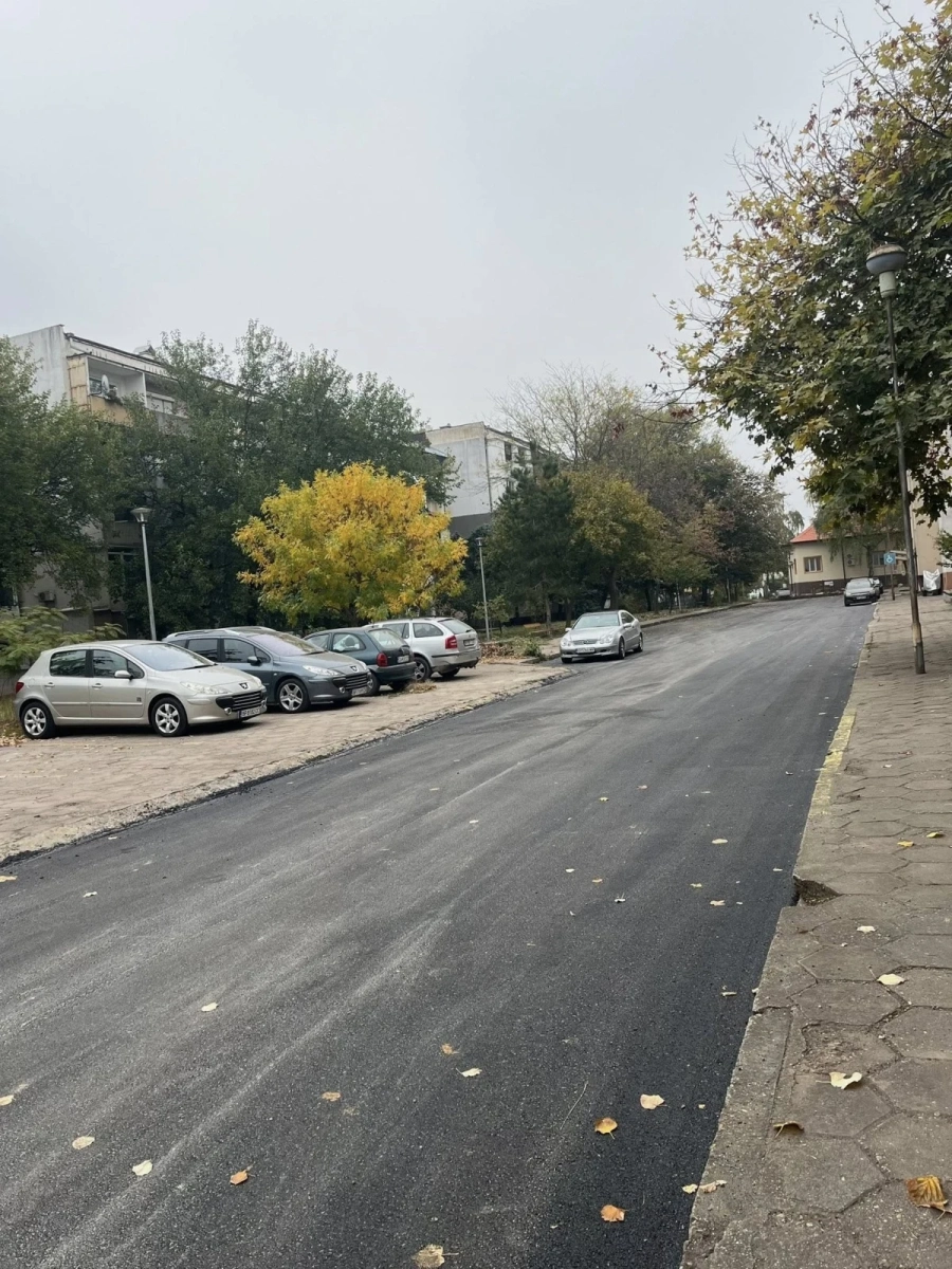 Обновиха паркинг в Козлодуй 
