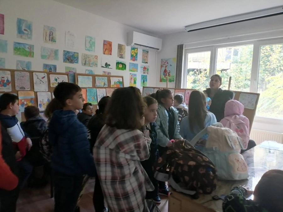 150 ученици от Монтана посетиха Културен център „Йордан Радичков“ – Берковица