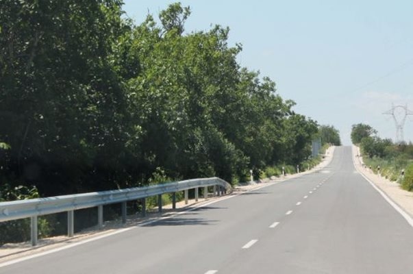 Временно е ограничено движението на обходния път на Враца, а за големи камиони и пътят Враца - Борован : Konkurent.bg