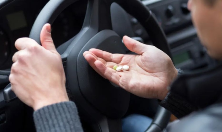 Дрогиран с кокаин шофьор катастрофира