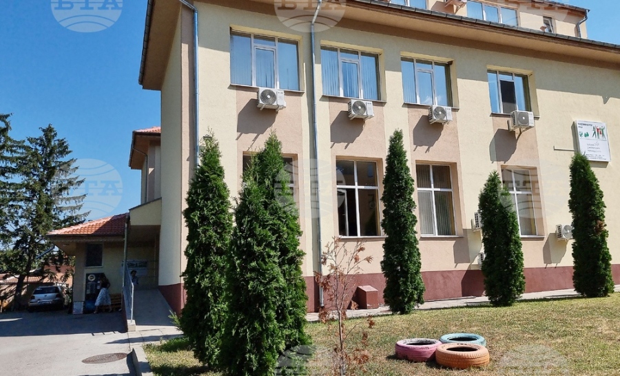 Младежкият център с кампания  \