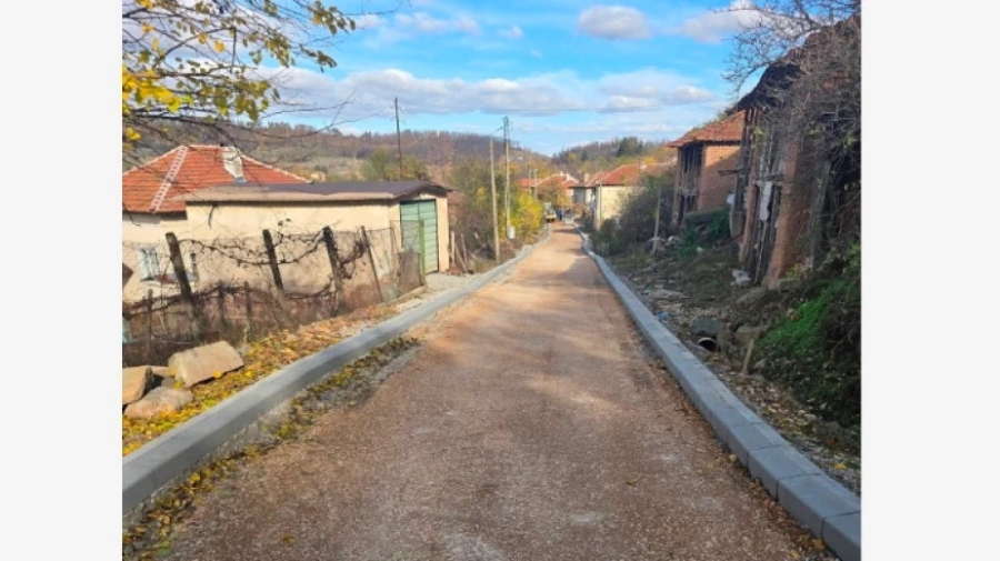 Близо 9 километра улици асфалтираха през годината в Ружинци