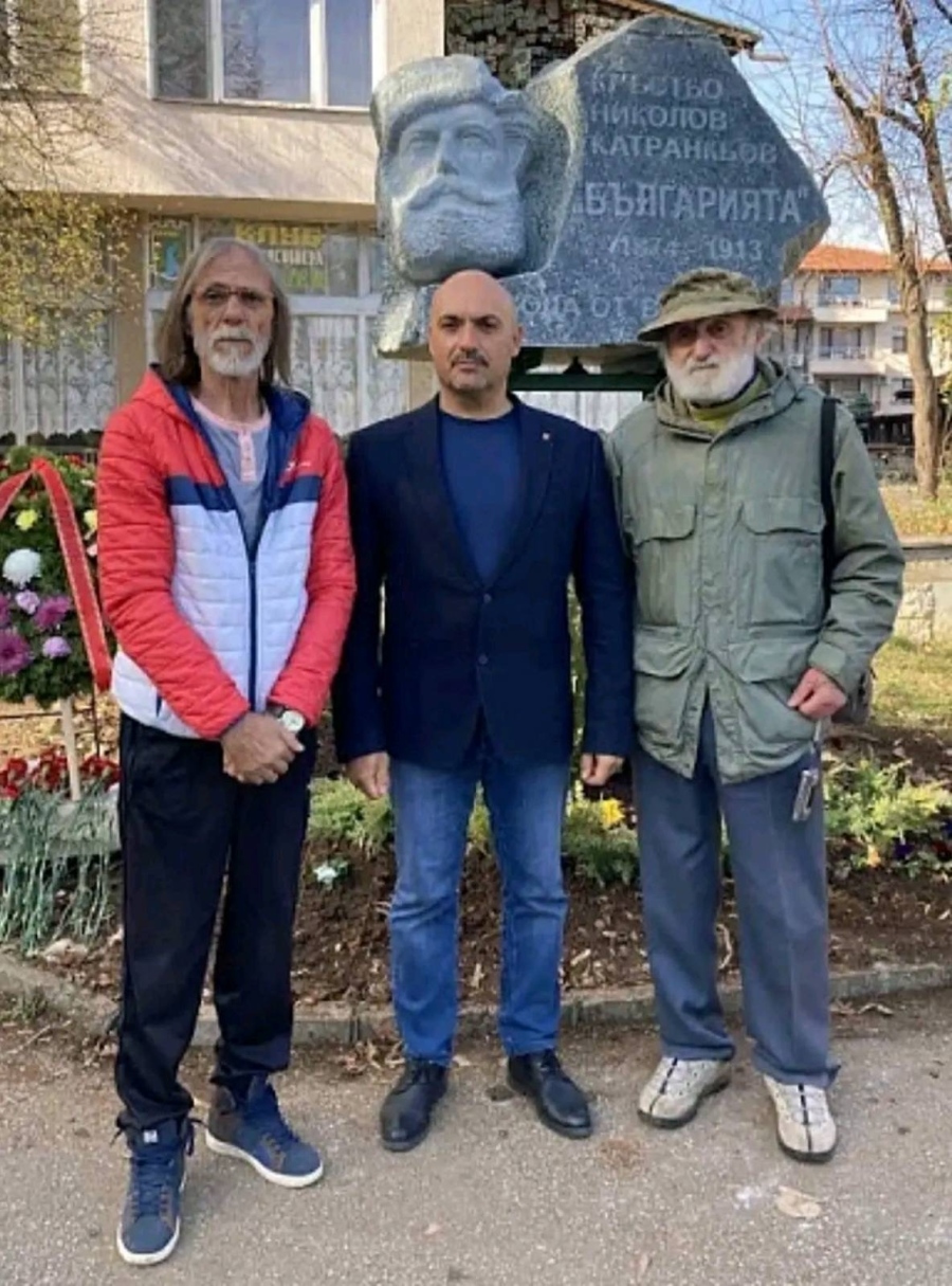 Почина скулпторът Цено Ценов