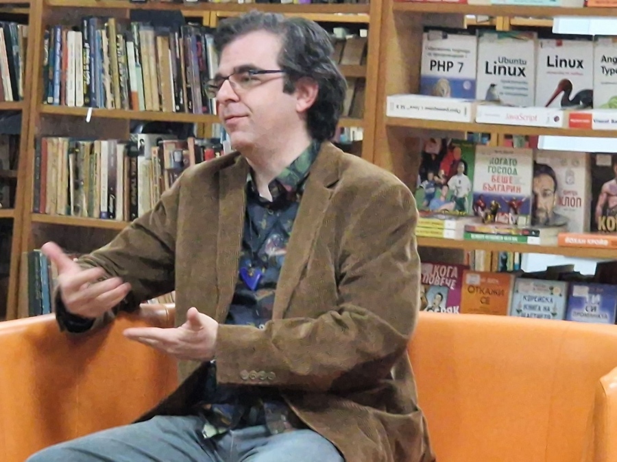 Никола Чалъков представи във Видин “Спасителката на Кръга“