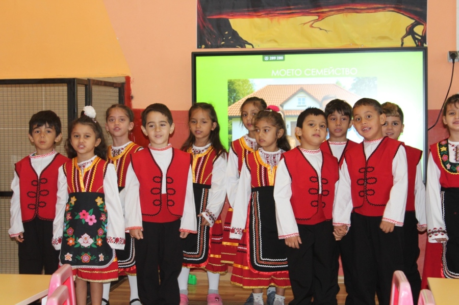 Служители на общинска администрация Бяла Слатина бяха на гости в Бъркачево