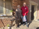 10 лица от семейства в неравностойно положение в Белоградчик получиха дарения от БЧК - Видин