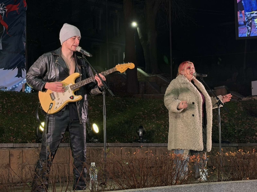 Милена Славова направи невероятен концерт на сцената на “Коледен музикален фестивал 2025”