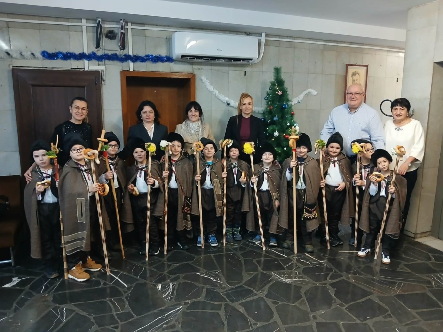 Коледари посетиха кмета на Видин