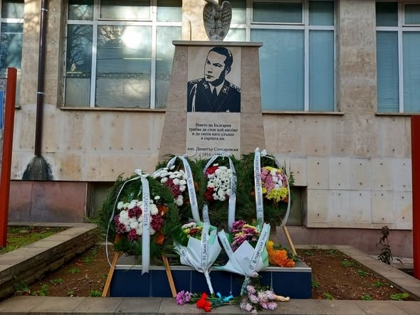 Белоградчик отбеляза 82 години от гибелта на капитан Димитър Списаревски