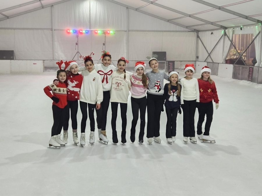 Спортен клуб по фигурно пързаляне „Балкан Ботевград“ впечатли публиката с изящна демонстрация