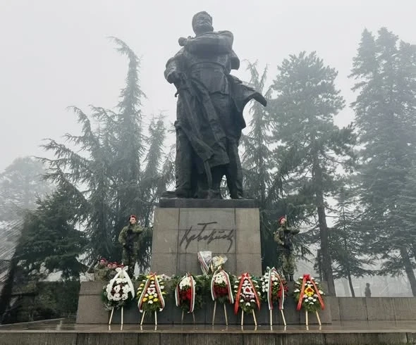 Враца почете великия български поет и революционер Христо Ботев