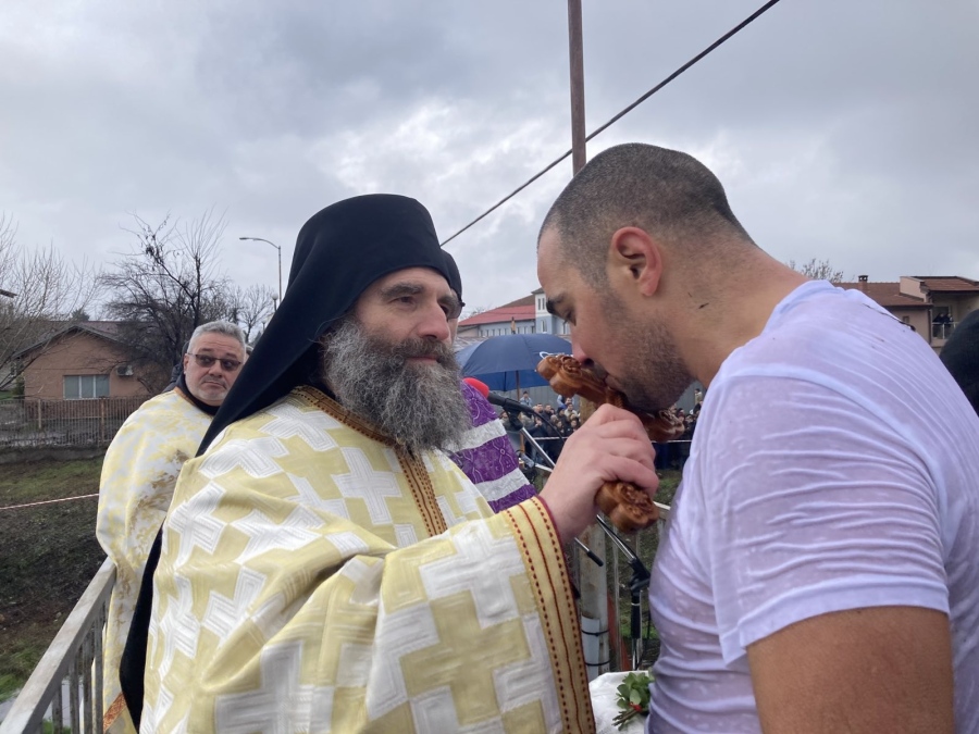 38-годишният Ивайло спаси кръста в Монтана