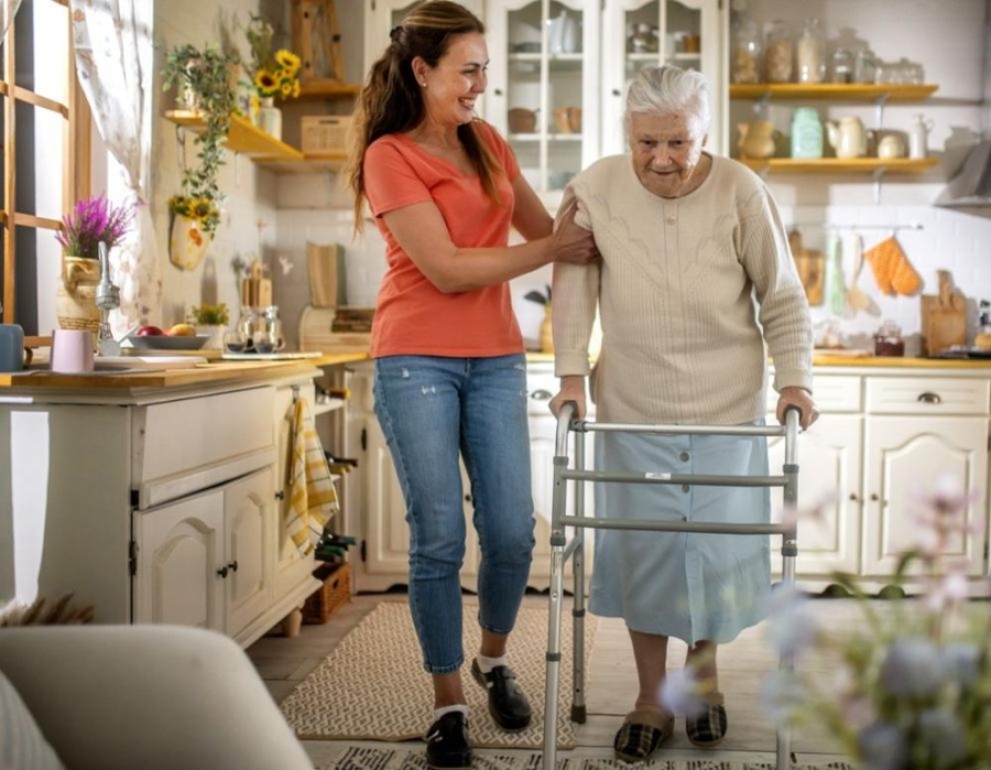 Проучване: Алтруизмът забавя стареенето на мозъка