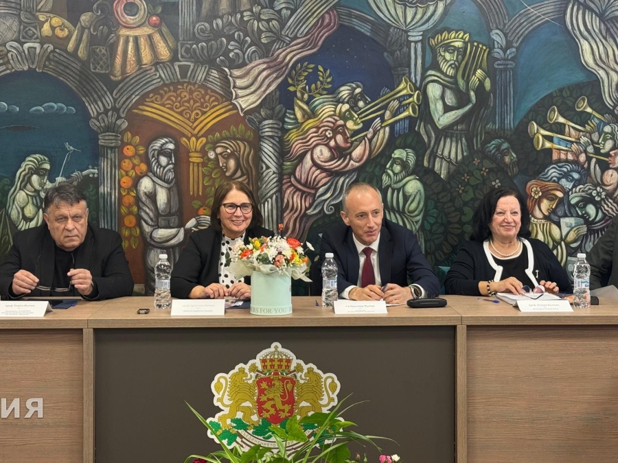 Стипендия от 665 евро за най-талантливите ученици, които останат да следват в България