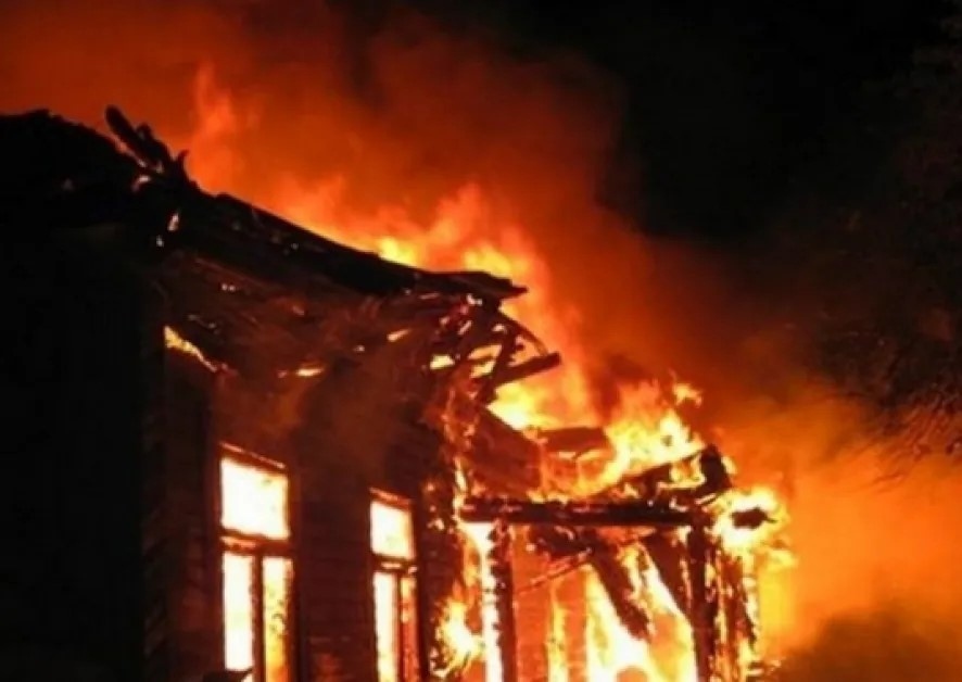 Човек изгоря при пожар в къща във Врачанско село