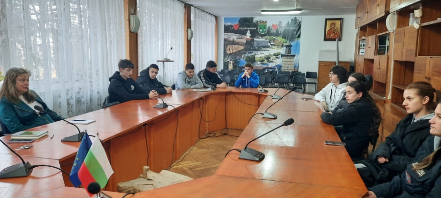 „Зелен патрул“ с признание и нови стъпки: Младежите от Берковица засилват битката за чиста и отговорна среда