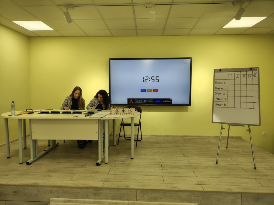 Млади таланти от ППМГ - Враца премериха сили и знания в математическа надпревара