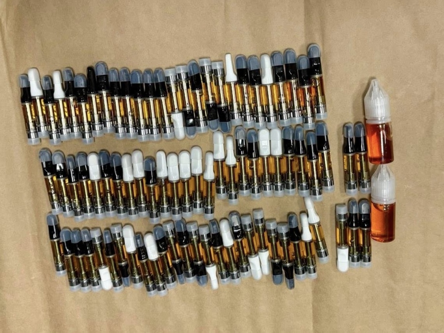  ГДБОП арестува 9 членове на ОПГ за разпространение на вейпове с канабиноиди