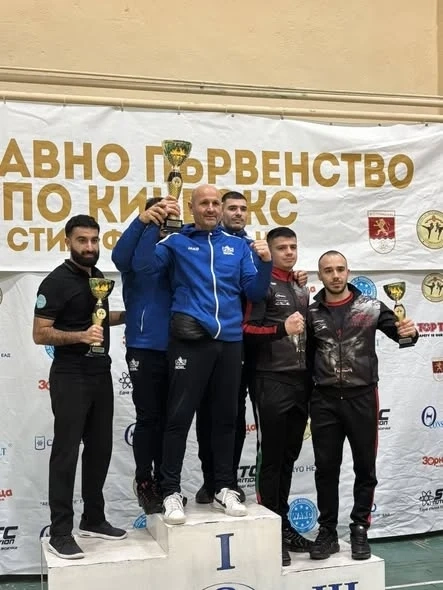Държавното първенство по кикбокс в Козлодуй определи челните тройки във Фул контакт и Пойнтфайтинг