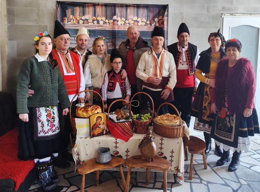 В Оряховско село спазиха духа на българската традиция