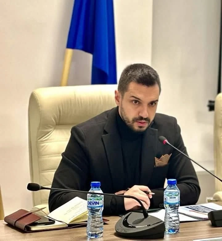 Губернаторът на Враца Николай Николов свикна консултации за РИК в неделя