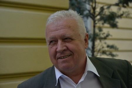 Пламен Младенов води червената листа в Монтана