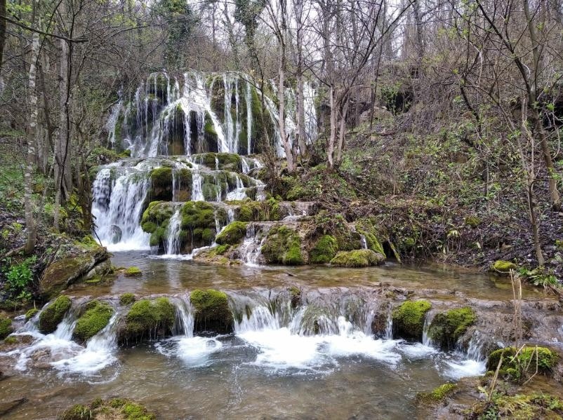 Зверино събира ентусиасти да посрещнат пролетта на водопад Бигора