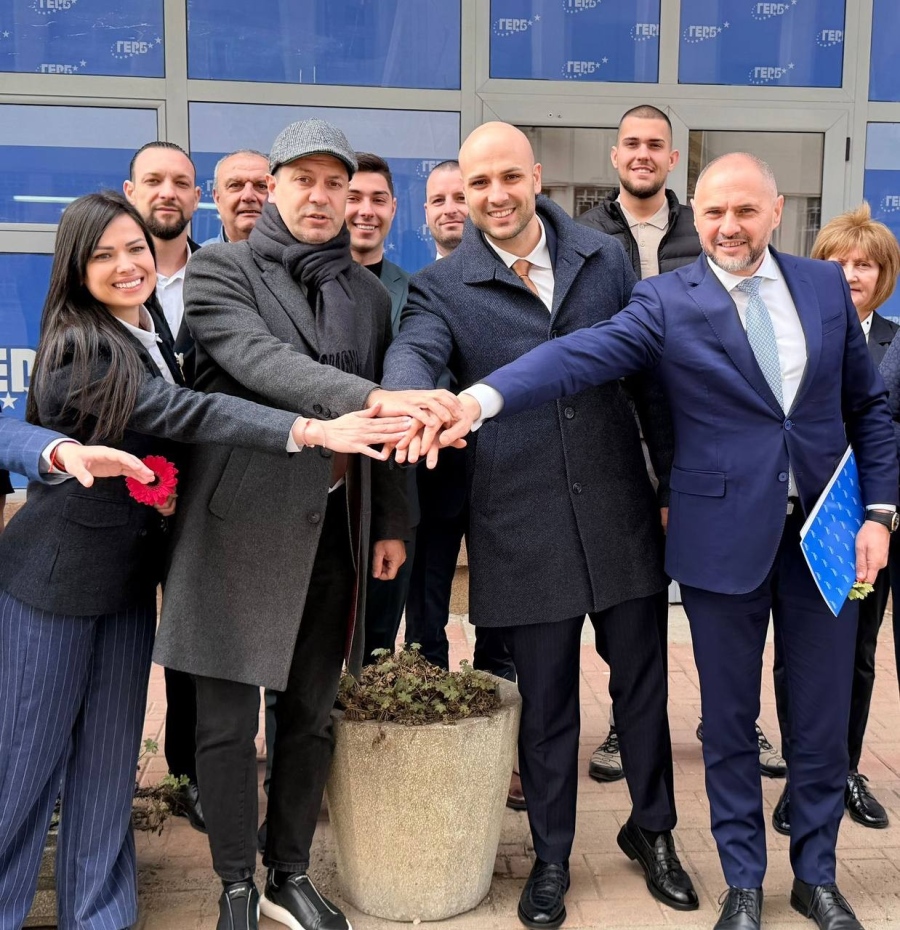 Мартин Харизанов: Листата на ГЕРБ- СДС съчетава хора с опит и младежка енергия, работещи за развитието на област Враца