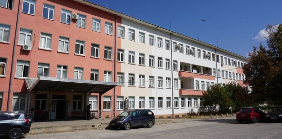 Криза в болницата във Враца -  26 медицински сестри напускат