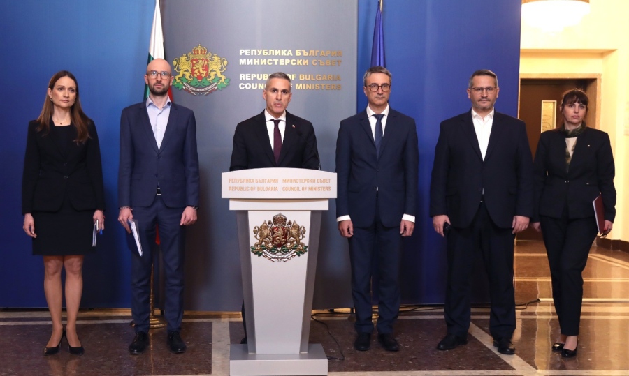 Правителството активира пакет за близо 100 млн. евро в подкрепа на най-засегнатите от кризата сектори