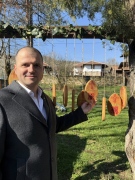 Тихомир Кръстев в с. Ослен Криводол: Тези хора не искат подаяния, искат само държавата да свърши работата си