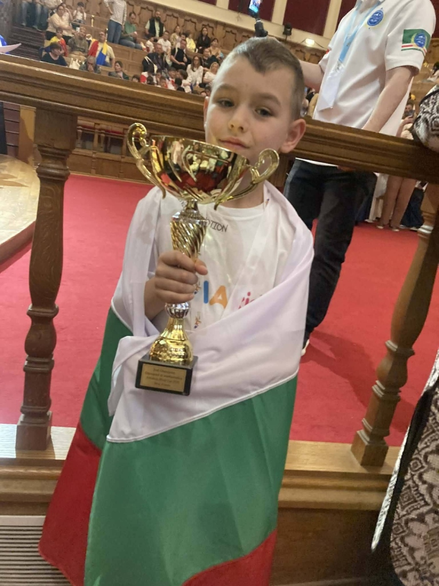 Александър Кузманов от Монтана с престижното второ място